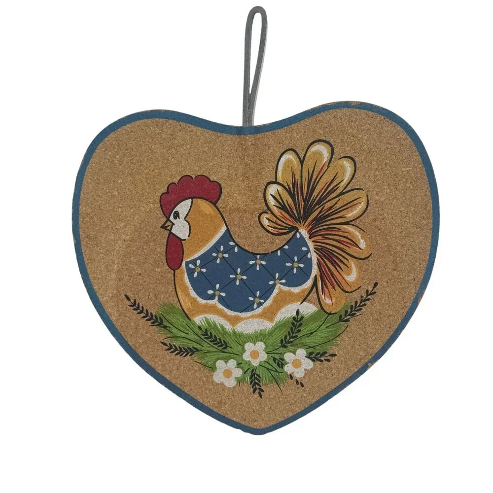 VTG Chicken Hen Cork 3 PC Different Sizing Hanging Trivets Heart Shaped Kitchen